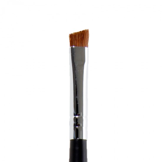 Angled eyeshadow brush C42 MAKEUP